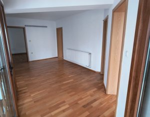 Bureau à louer dans Cluj-napoca, zone Andrei Muresanu
