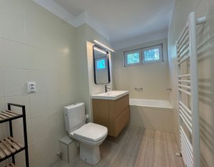 Appartement 4 chambres à vendre dans Cluj-napoca, zone Manastur
