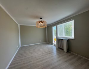 Appartement 4 chambres à vendre dans Cluj-napoca, zone Manastur