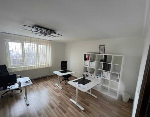 Casa de inchiriat pentru sediu firma, 4 camere+garaj, A. Muresanu