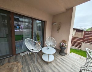 Maison 4 chambres à vendre dans Floresti