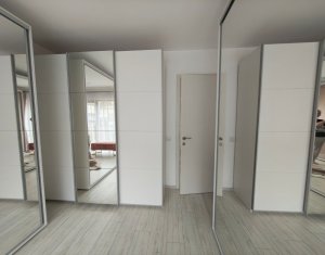 Maison 4 chambres à vendre dans Floresti