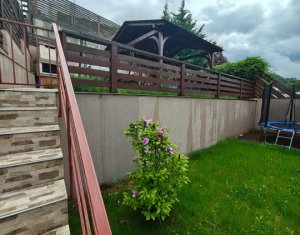 Maison 4 chambres à vendre dans Floresti