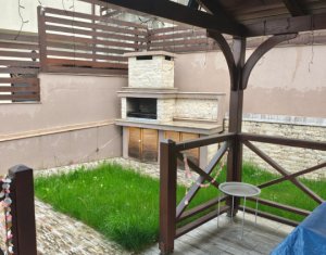 Maison 4 chambres à vendre dans Floresti
