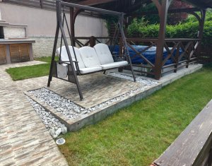 Maison 4 chambres à vendre dans Floresti