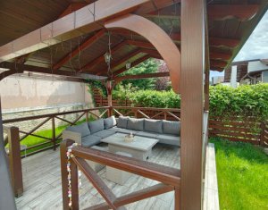 Maison 4 chambres à vendre dans Floresti