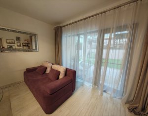 Maison 4 chambres à vendre dans Floresti