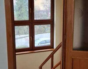 Maison 2 chambres à louer dans Cluj-napoca, zone Andrei Muresanu