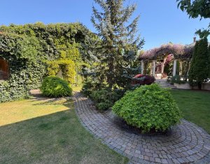 House 10 rooms for sale in Cluj-napoca, zone Andrei Muresanu