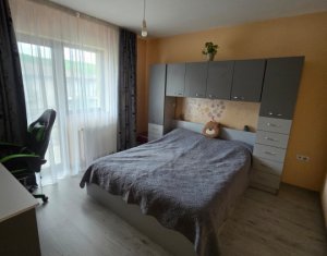 Ház 4 szobák eladó on Floresti