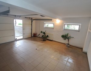 Bureau à louer, 130m2 dans Cluj-napoca, zone Andrei Muresanu