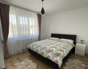 Lakás 3 szobák eladó on Floresti