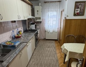Appartement 3 chambres à louer dans Cluj-napoca, zone Manastur