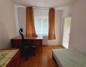 Appartement 4 chambres à vendre dans Cluj-napoca, zone Zorilor