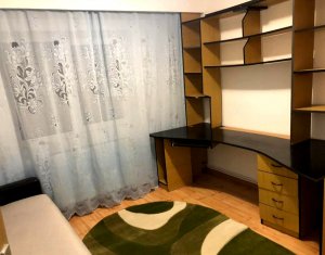 Appartement 3 chambres à vendre dans Cluj-napoca, zone Manastur