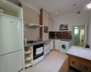Appartement 3 chambres à vendre dans Cluj-napoca, zone Centru