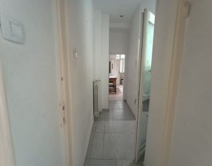 Appartement 3 chambres à vendre dans Cluj-napoca, zone Centru