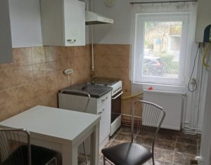 Appartement 3 chambres à louer dans Cluj-napoca, zone Manastur