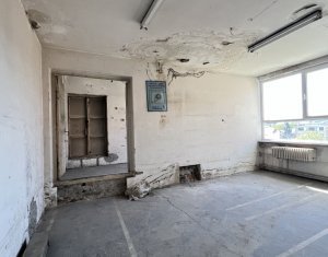Spatiu activitati mixte 211mp, H=4m, str. Horea, cladire administrativa