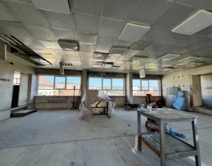 Spatiu activitati mixte 211mp, H=4m, str. Horea, cladire administrativa