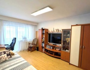 Appartement 4 chambres à vendre dans Cluj-napoca, zone Marasti