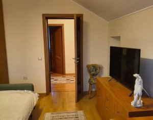Maison 4 chambres à vendre dans Chinteni
