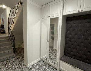Maison 6 chambres à vendre dans Cluj-napoca, zone Iris