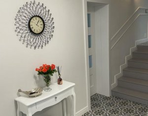 Maison 6 chambres à vendre dans Cluj-napoca, zone Iris
