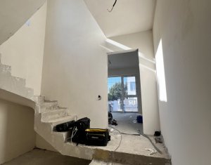 Maison 5 chambres à vendre dans Cluj-napoca, zone Andrei Muresanu