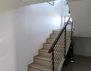 Maison 5 chambres à vendre dans Cluj-napoca, zone Iris