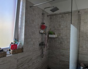 Maison 5 chambres à vendre dans Cluj-napoca, zone Iris