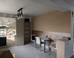 Maison 5 chambres à vendre dans Cluj-napoca, zone Iris