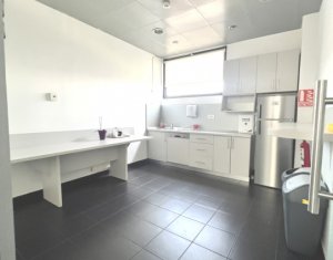 Birouri 240mp clasa A, zona sediul central BT str Dorobantilor 