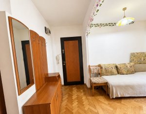 Appartement 3 chambres à vendre dans Cluj-napoca, zone Gheorgheni