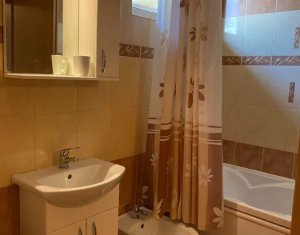 Apartament  modern cu 3 camere în Florești