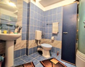 2200 euro/mp - Apartament spatios, 44 mp str. Oasului 86-90, etaj 2 