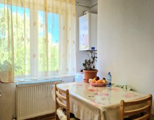 2200 euro/mp - Apartament spatios, 44 mp str. Oasului 86-90, etaj 2 