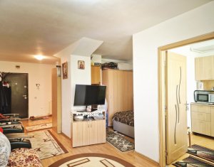 2200 euro/mp - Apartament spatios, 44 mp str. Oasului 86-90, etaj 2 