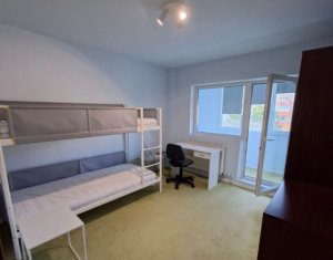 Inchiriere apartament 3 camere etaj 3/4 in Zorilor