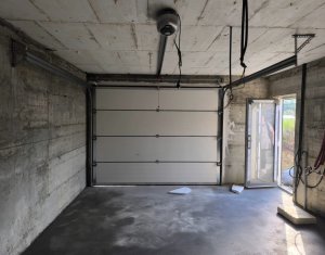 Maison 4 chambres à vendre dans Cluj-napoca, zone Dambul Rotund