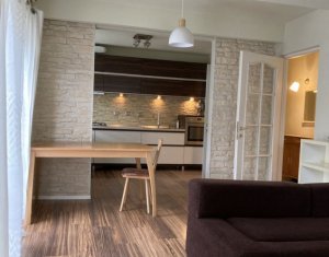 , 60m2 dans Floresti
