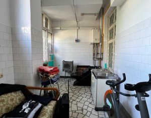 Spatiu comercial 160mp, 2 intrari, H=4m, trifazic, pod Calvaria Manastur 