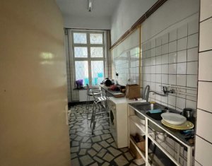 Spatiu comercial 160mp, 2 intrari, H=4m, trifazic, pod Calvaria Manastur 