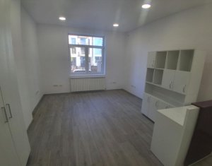 Spatiu birou, 3 camere, parcare, Centru, Cluj-Napoca