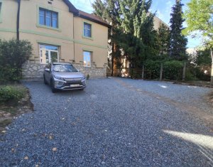 Spatiu birou, 3 camere, parcare, Centru, Cluj-Napoca