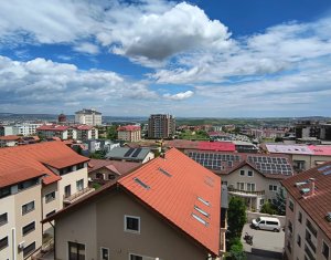 Appartement 5 chambres à louer dans Cluj-napoca, zone Buna Ziua