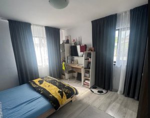 Ház 3 szobák eladó on Campenesti