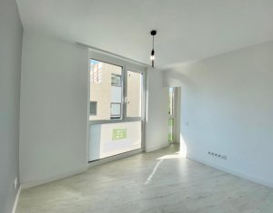 Birouri 64mp, parcare, zona piata Hermes Gheorgheni in imobil nou