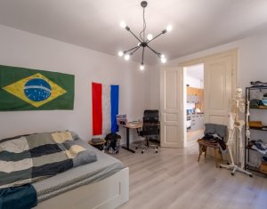Appartement 3 chambres à vendre dans Cluj-napoca, zone Centru