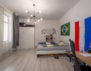 Appartement 3 chambres à vendre dans Cluj-napoca, zone Centru